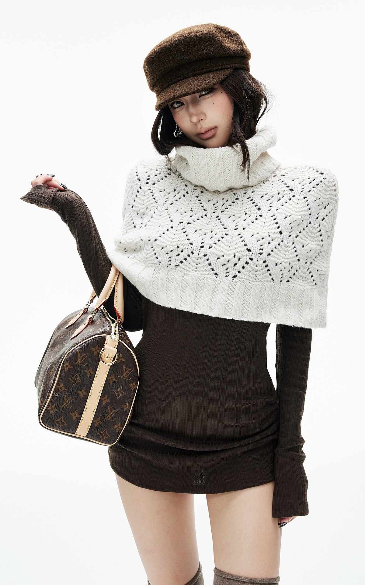 IAMXIAA Openwork Knit Turtleneck Capelet