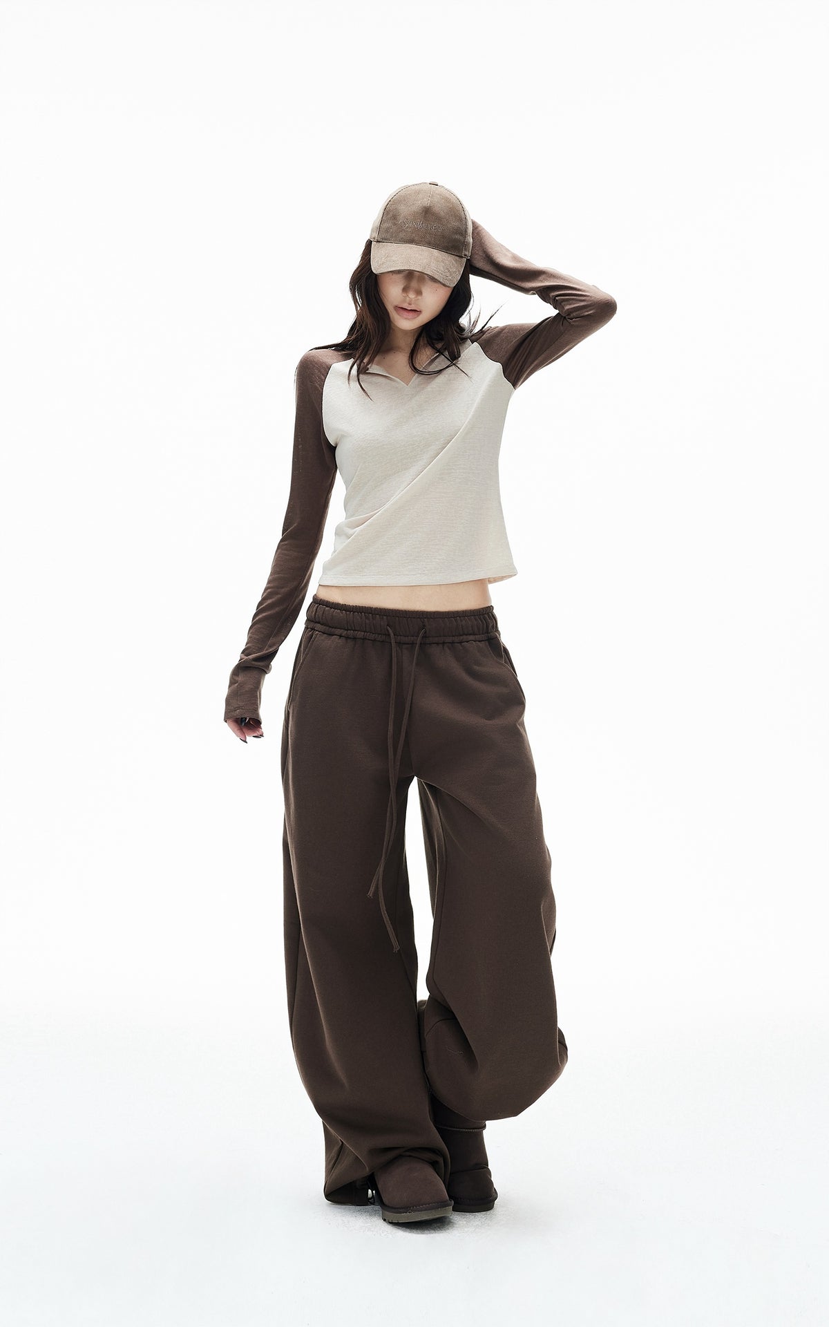IAMXIAA Colorblock Raglan Sleeve Notch Neck Long Sleeve Top