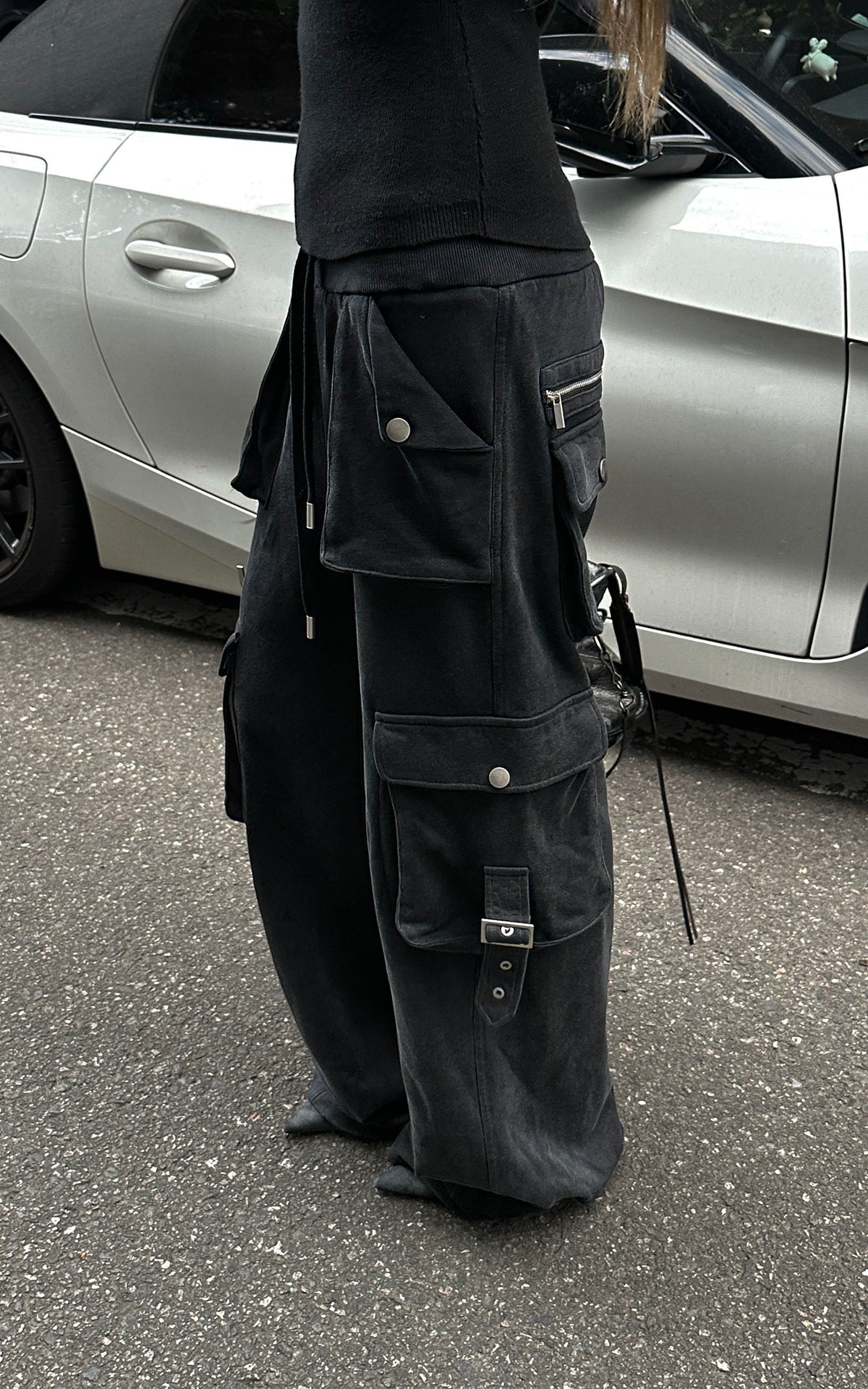 Rase le sol Multi-Pocket Utility Wide-Leg Cargo Pants