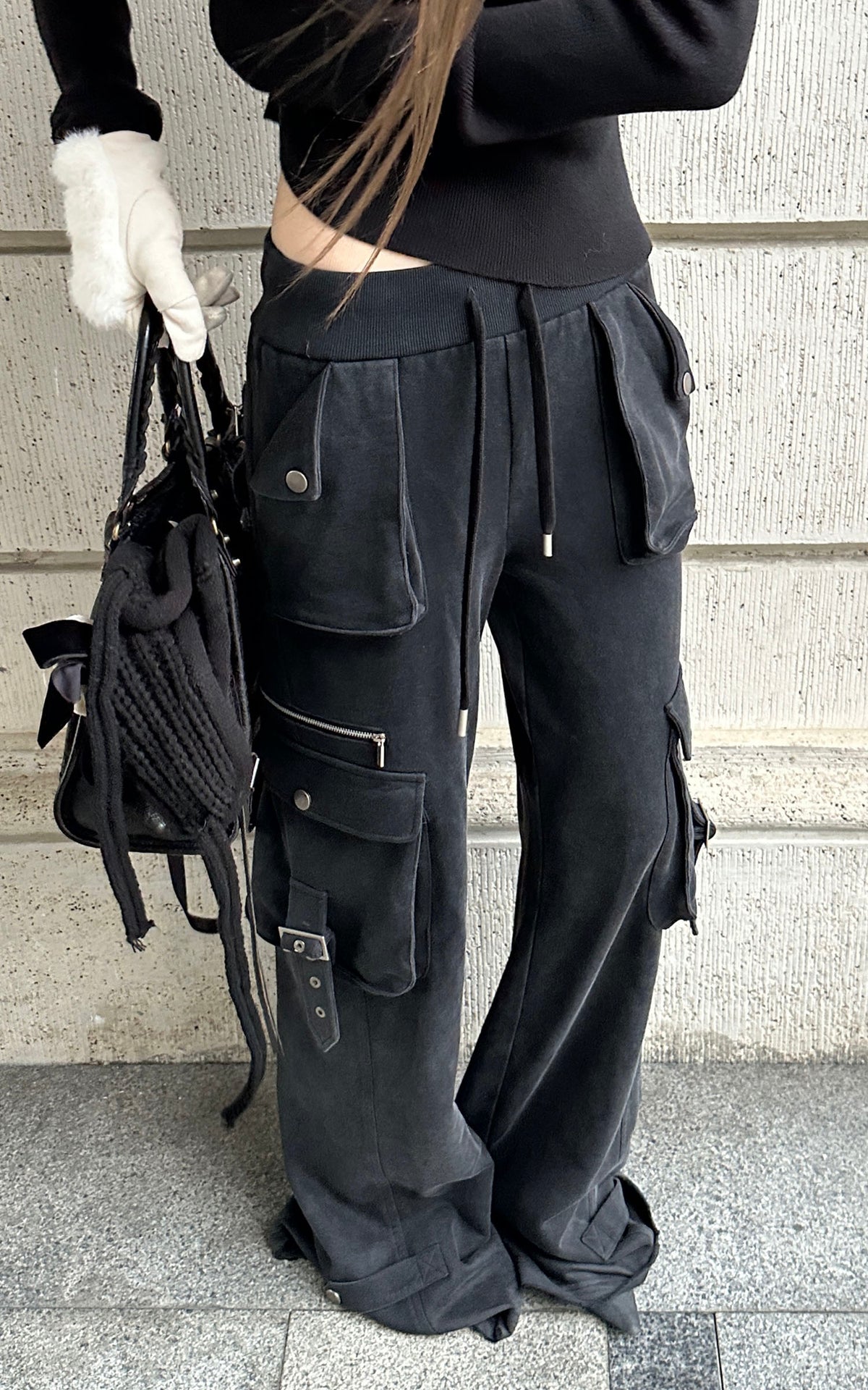 Rase le sol Multi-Pocket Utility Wide-Leg Cargo Pants