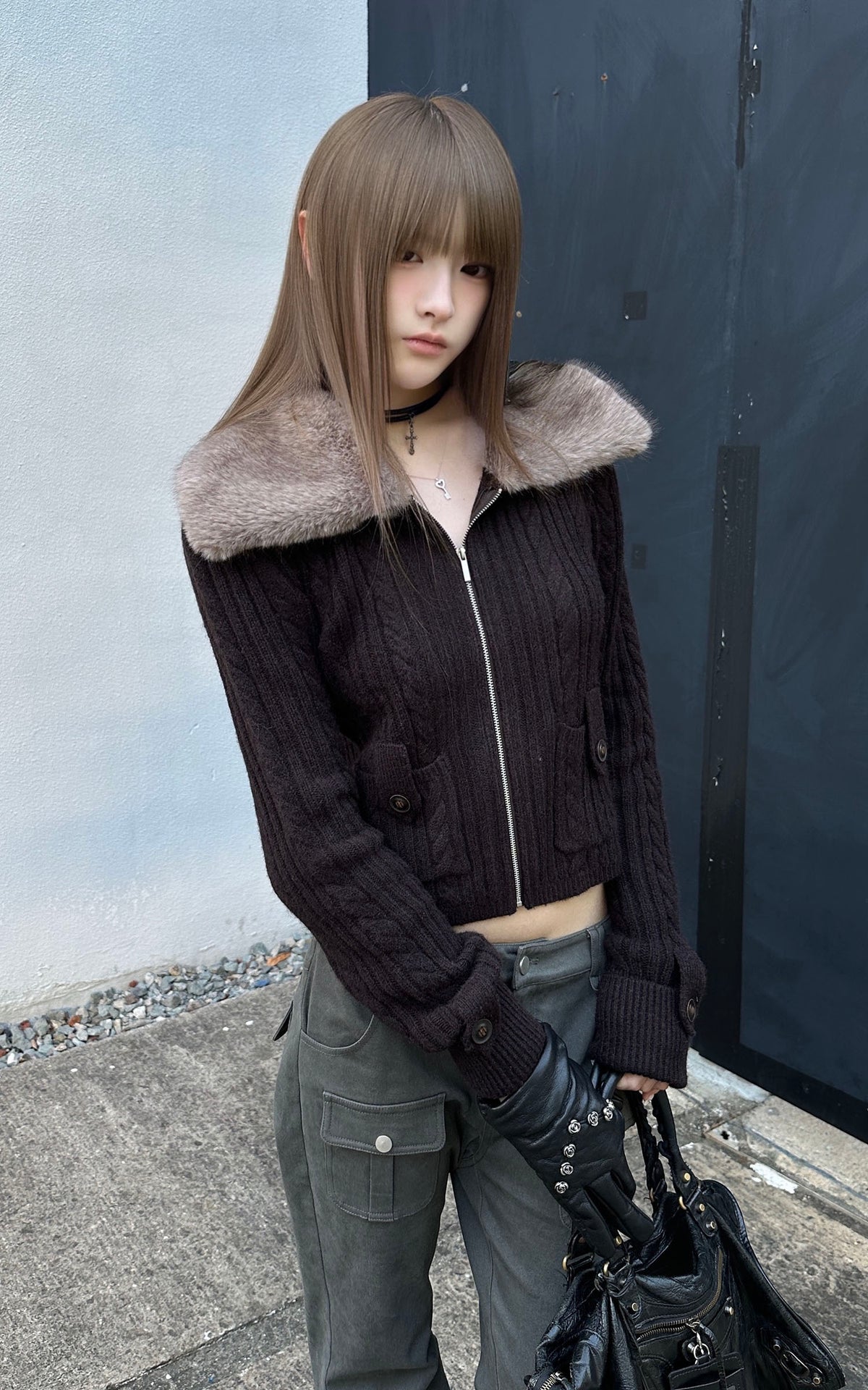 Rase le sol 멀티 포켓 로우라이즈 플레어 카고 팬츠