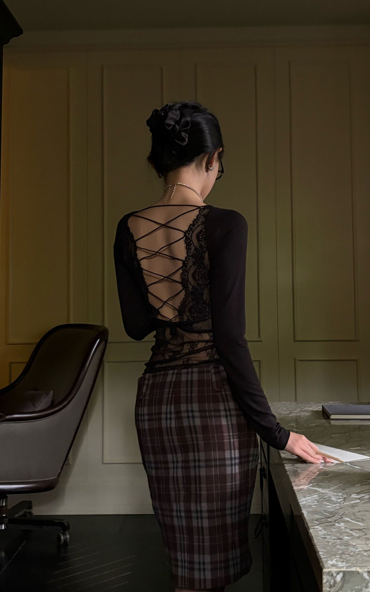 Hydrae Lace-Up Open-Back Top &amp; Asymmetric Plaid Skirt Set