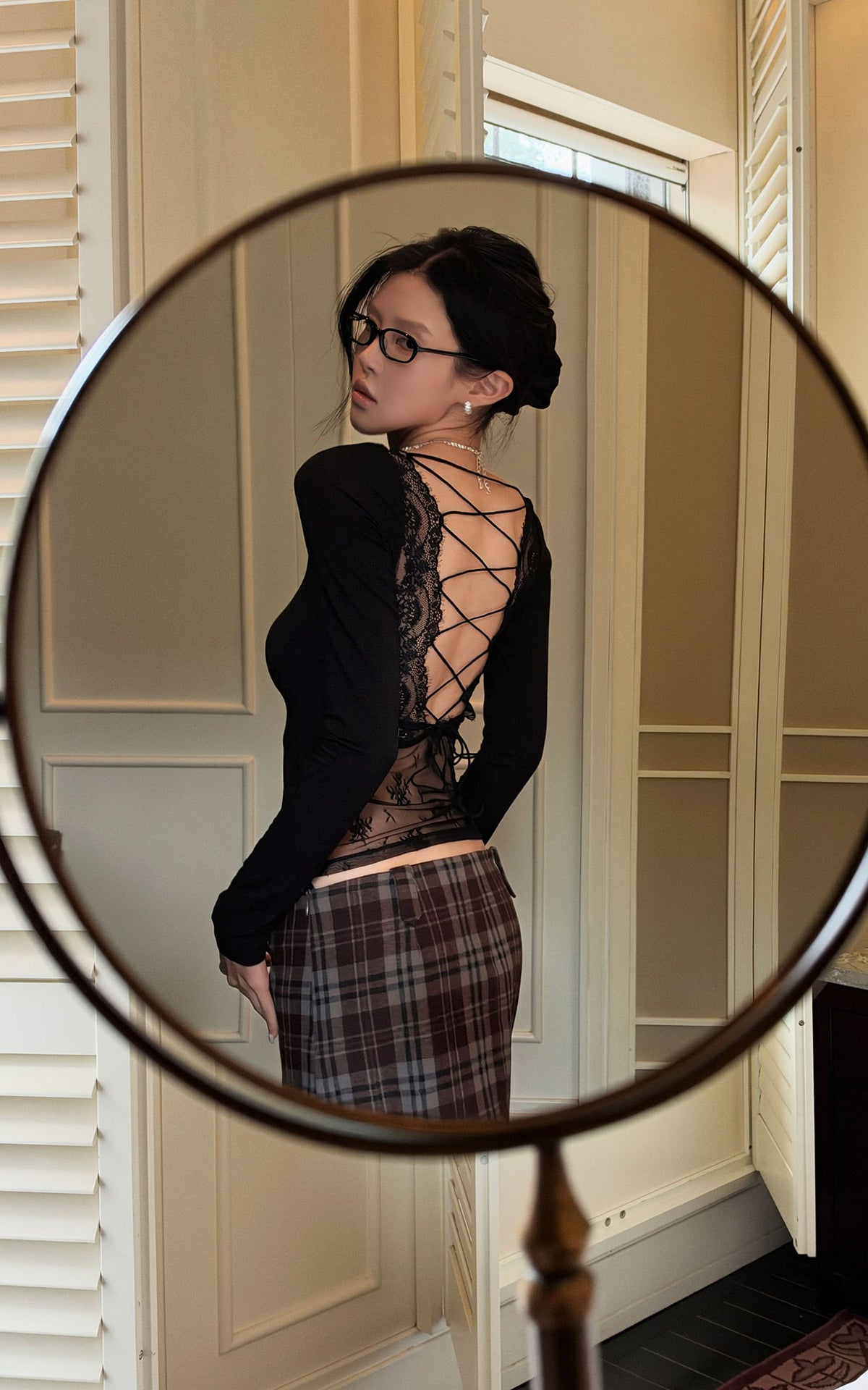 Hydrae Lace-Up Open-Back Top &amp; Asymmetric Plaid Skirt Set
