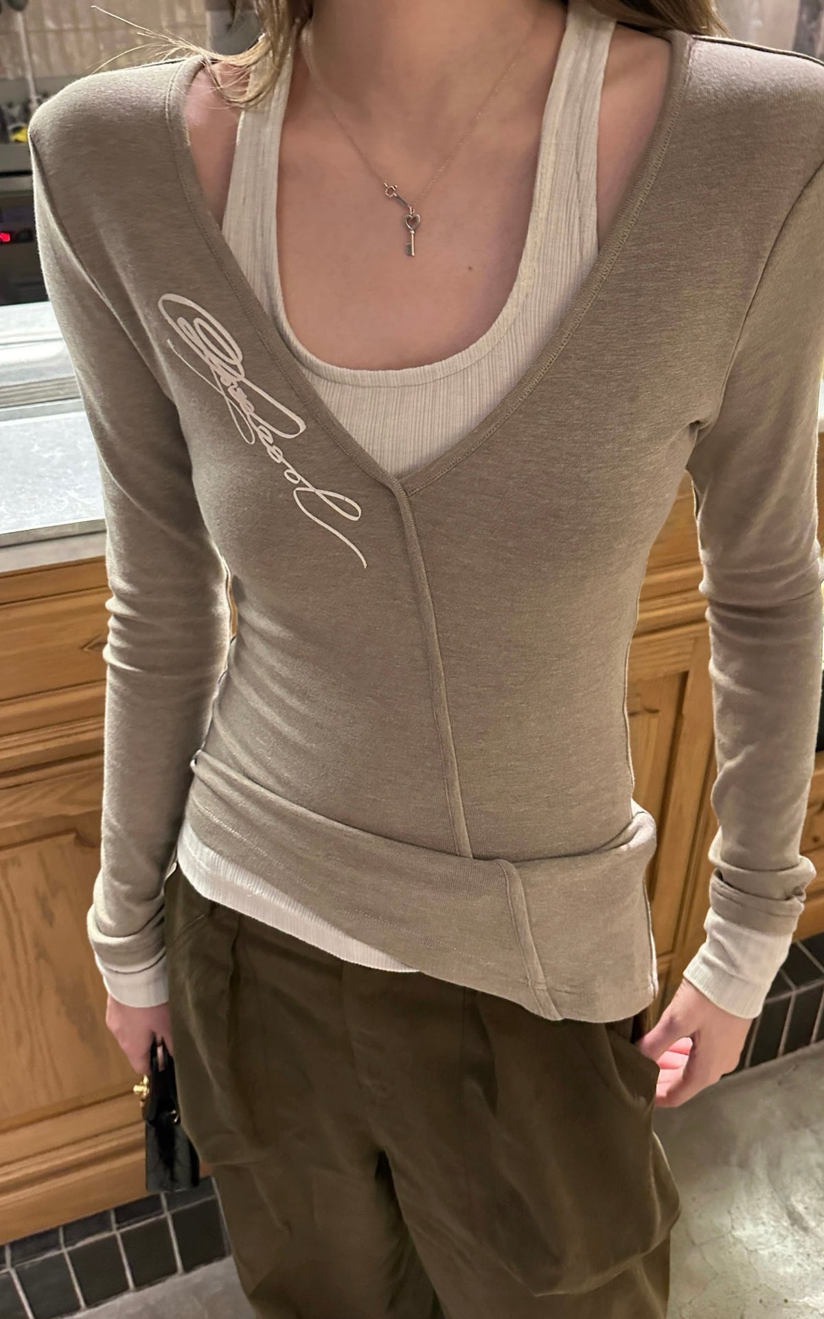 Rase le sol Asymmetric Layered Two-Piece Long Sleeve Top