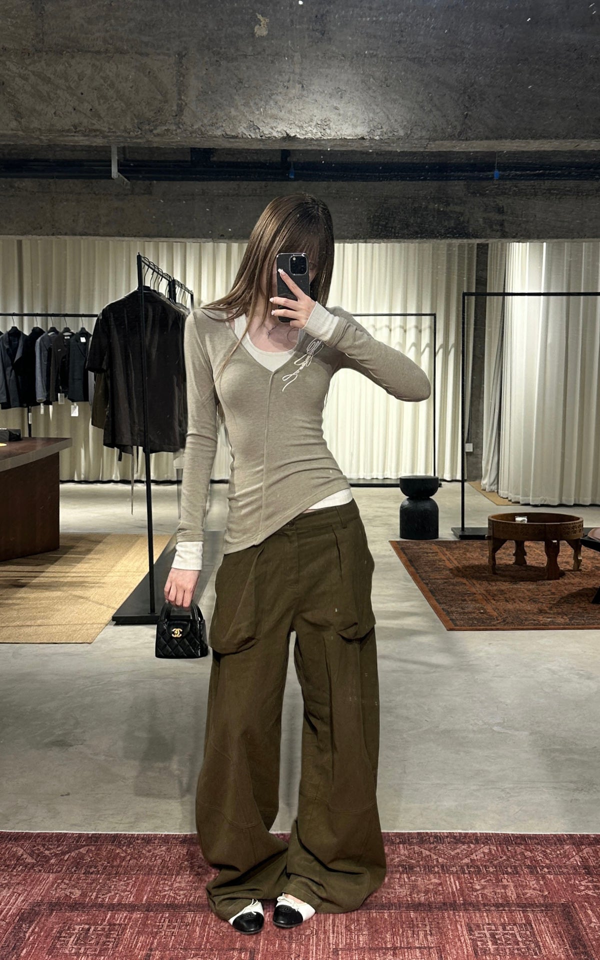 Rase le sol 오버사이즈 플리츠 와이드 레그 배럴 팬츠