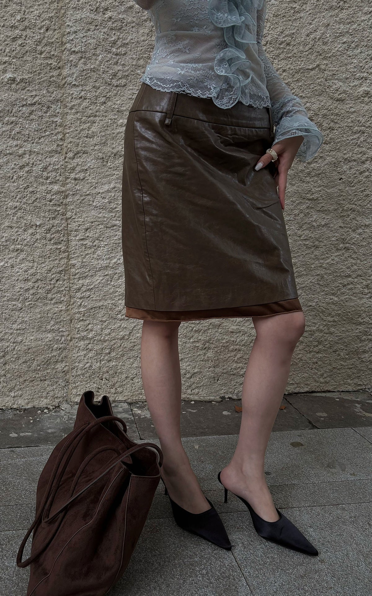 Hydrae High-Waisted Faux Leather Midi Pencil Skirt with Belt Loops and Contrast Satin Hem