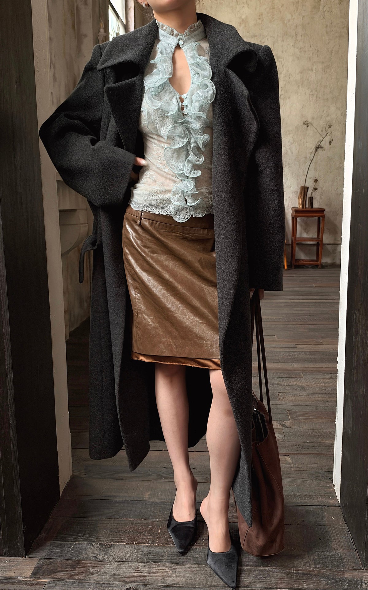 Hydrae High-Waisted Faux Leather Midi Pencil Skirt with Belt Loops and Contrast Satin Hem