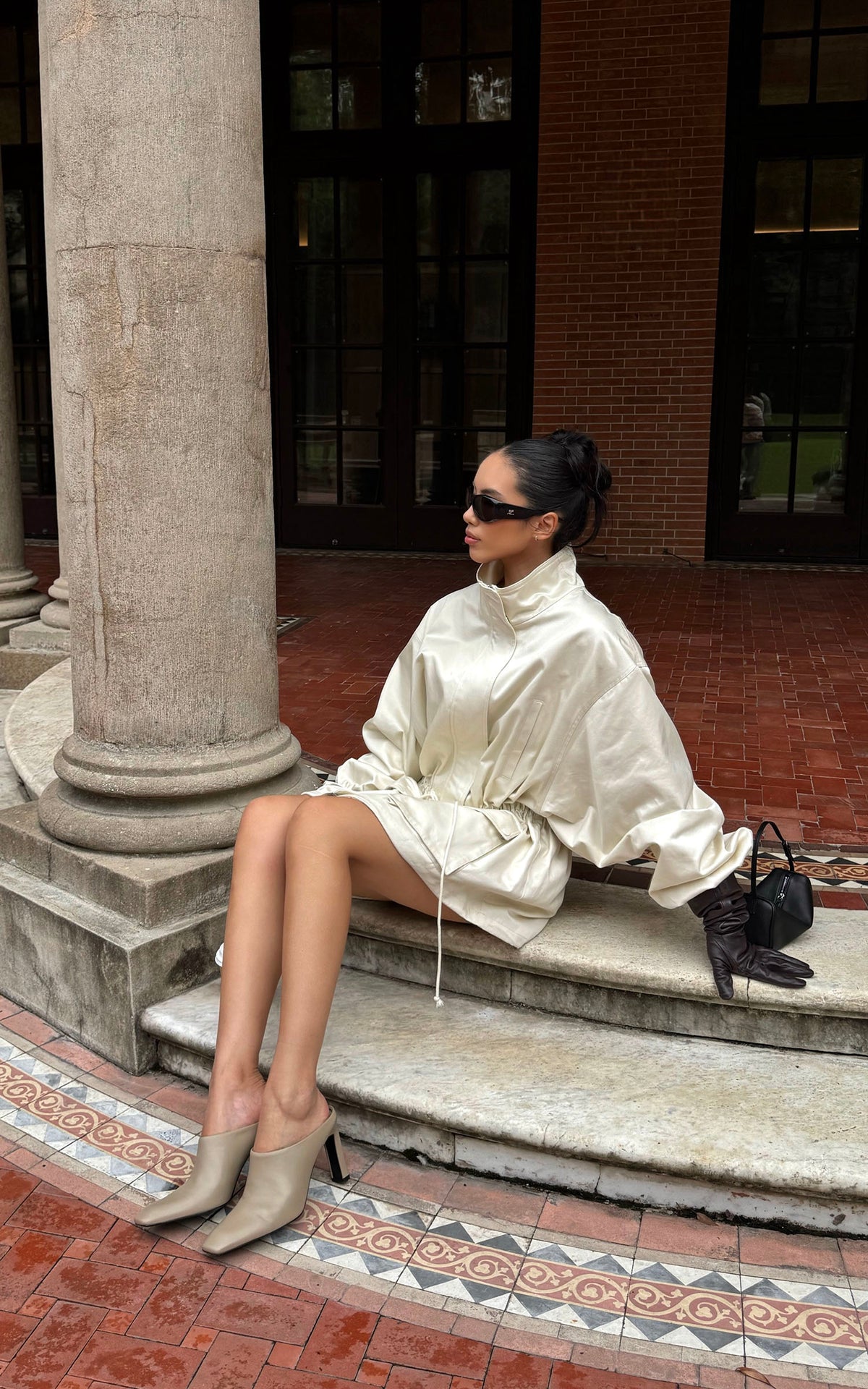 ROVENTE Stand-Collar Drawstring Utility Jacket with Voluminous Sleeves