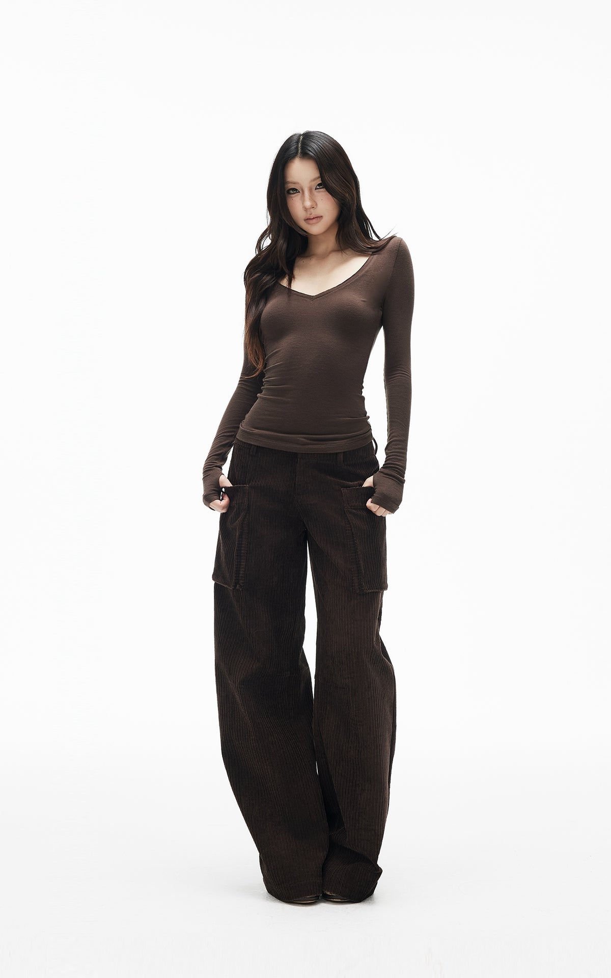 IAMXIAA Slim-Fit V-Neck Knit Top with Thumbhole Sleeves