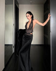 ROVENTE Robe longue en satin à col licou en dentelle