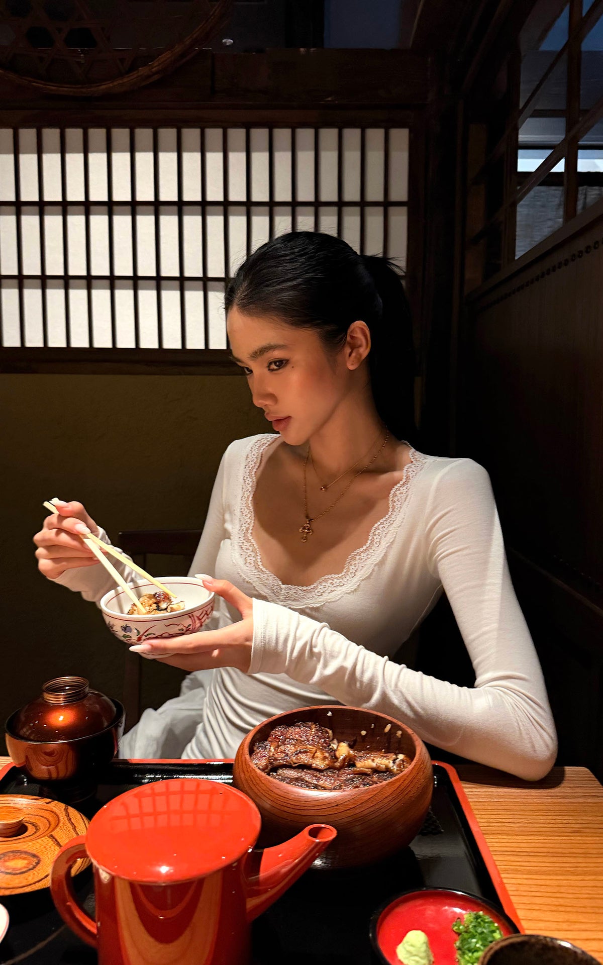 ROVENTE Lace-Trim Deep V-Neck Long-Sleeve Top with Slim Fit &amp; Fine Ribbed Texture