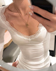 ROVENTE Lace-Trim Deep V-Neck Long-Sleeve Top with Slim Fit & Fine Ribbed Texture