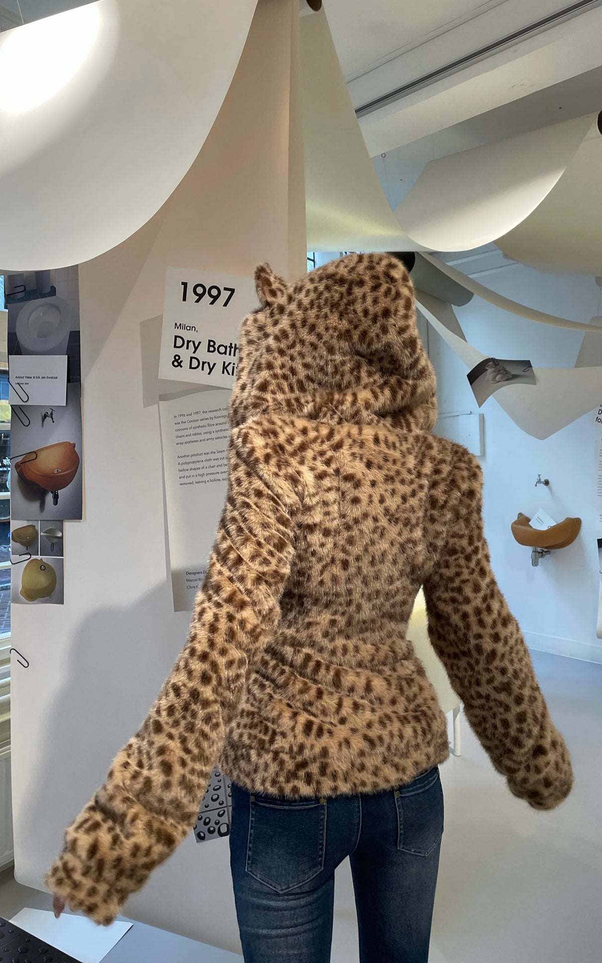 Rase le sol Leopard Plush Zip-Up Jacket with Sculpted Waist &amp; Ear-Detail Hood