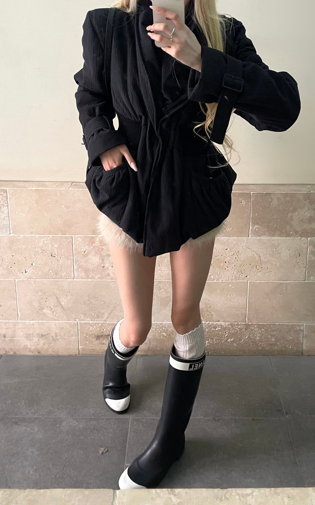 Rase le sol Sculpted Waist Draped Collar Puffer Jacket