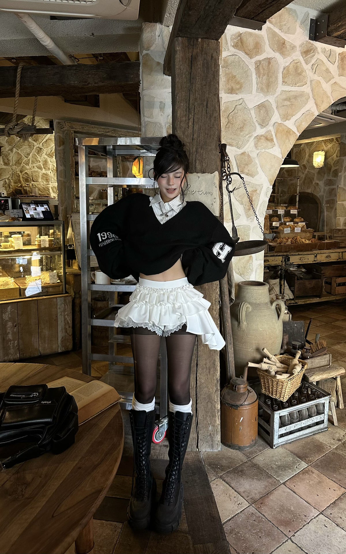 WARDEN EDGE Jupe mini à volants superposés asymétriques