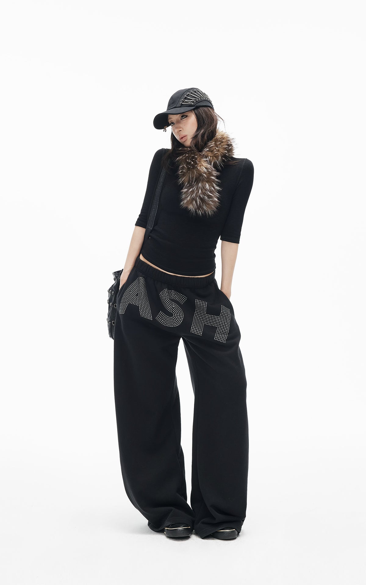 IAMXIAA Rhinestone Logo Wide-Leg Sweatpants