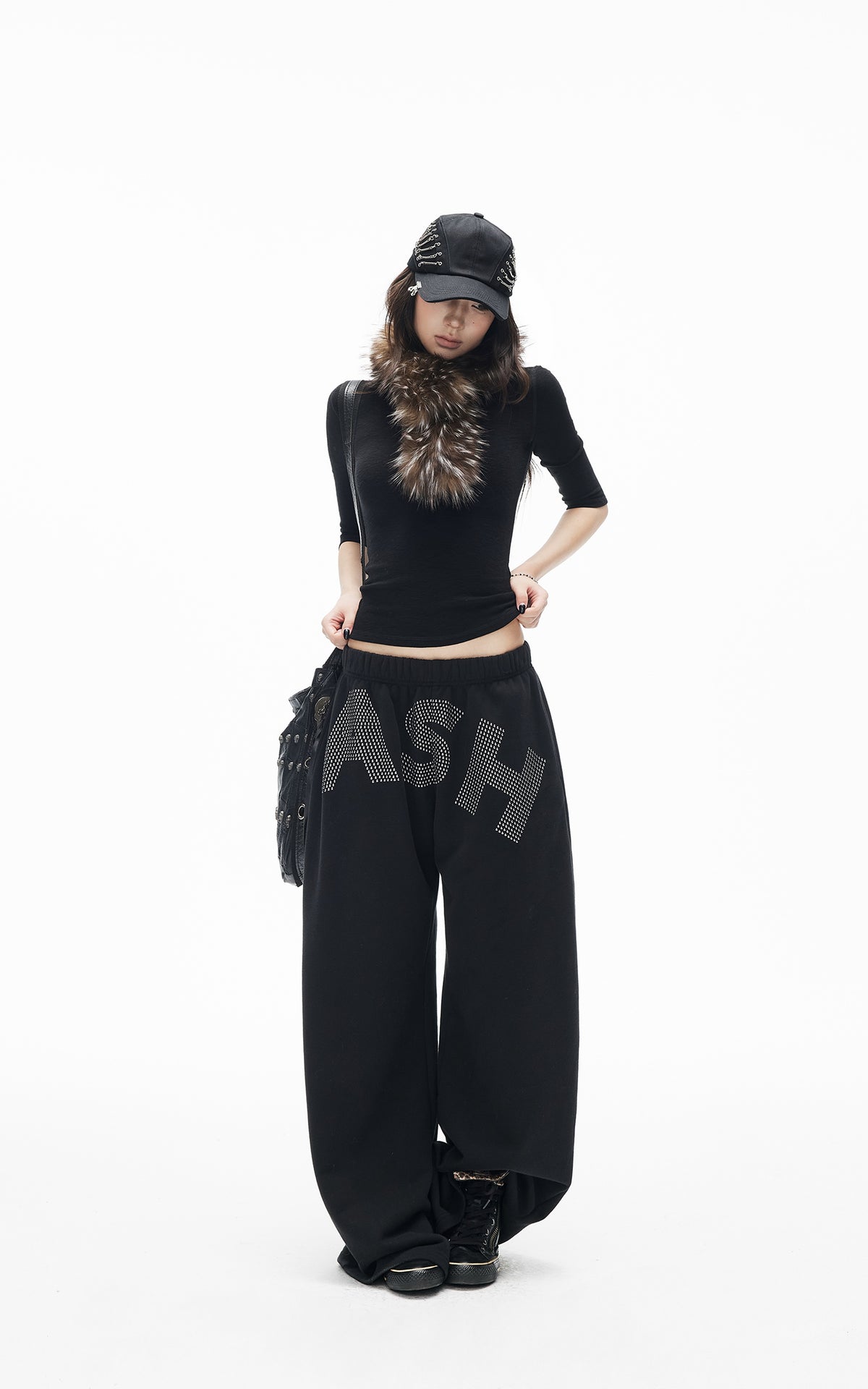 IAMXIAA Rhinestone Logo Wide-Leg Sweatpants