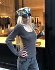 Rase le sol Deep Scoop Neck Slim Fit Knit Top