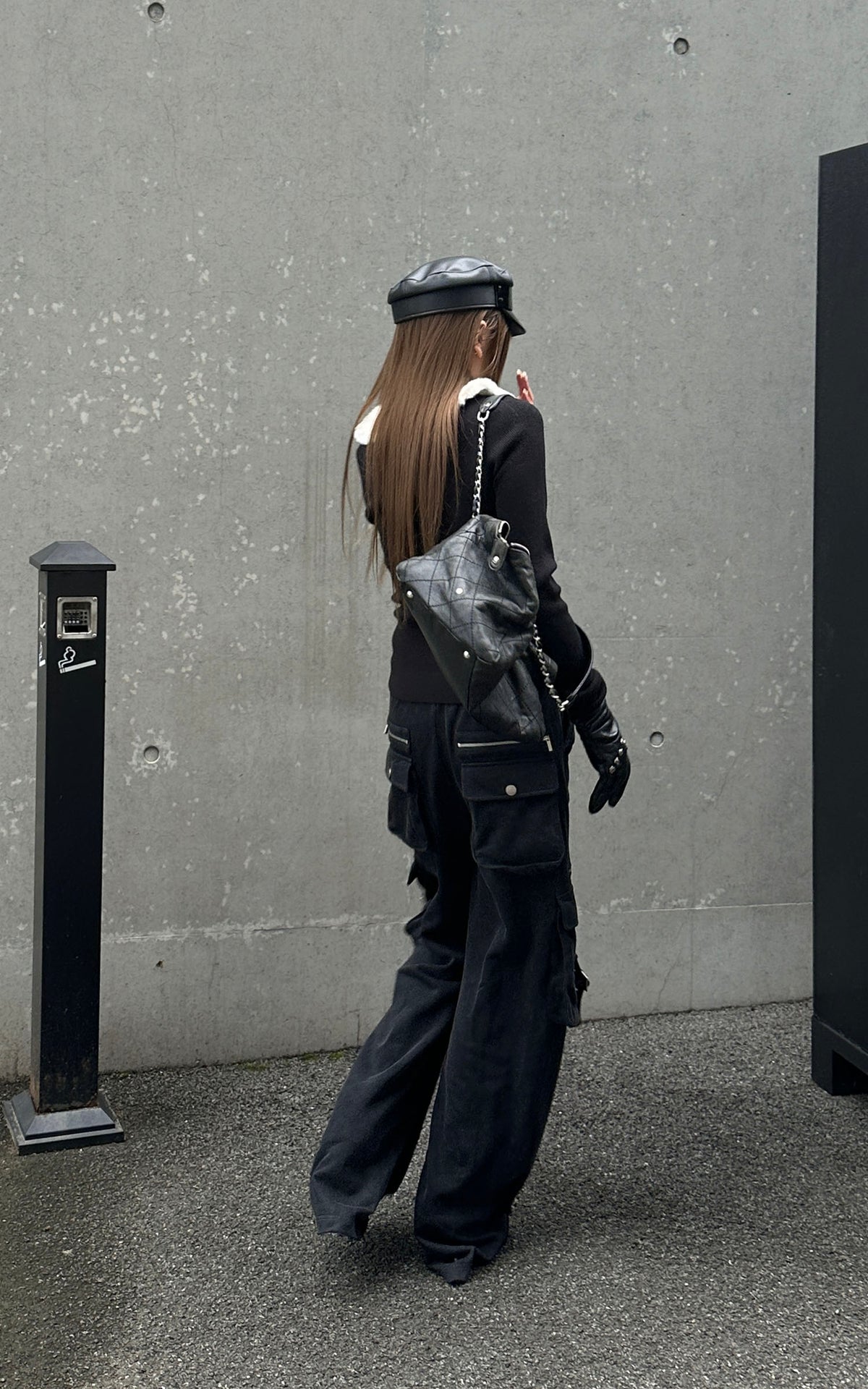 Rase le sol Multi-Pocket Utility Wide-Leg Cargo Pants