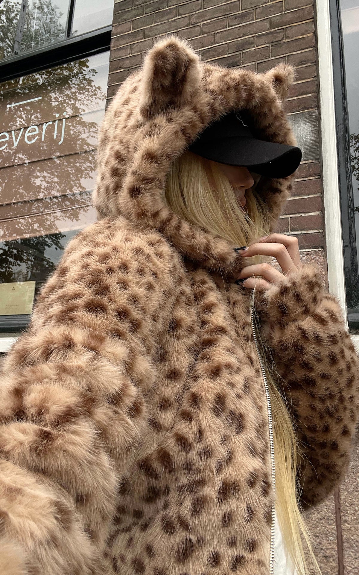 Rase le sol Leopard Plush Zip-Up Jacket with Sculpted Waist &amp; Ear-Detail Hood