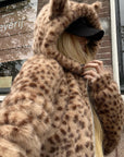 Rase le sol Leopard Plush Zip-Up Jacket with Sculpted Waist & Ear-Detail Hood
