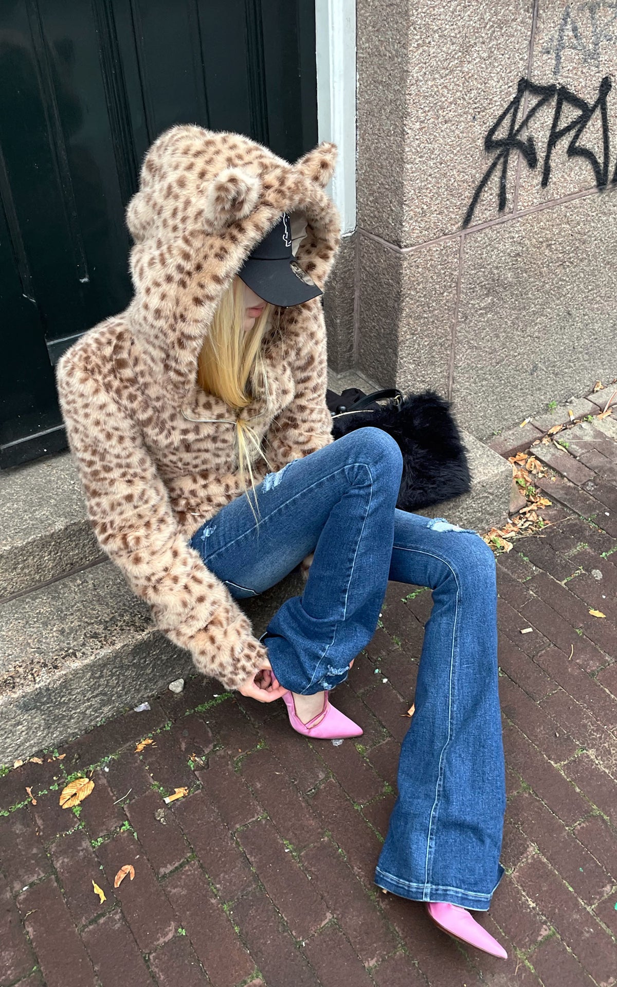 Rase le sol Leopard Plush Zip-Up Jacket with Sculpted Waist &amp; Ear-Detail Hood