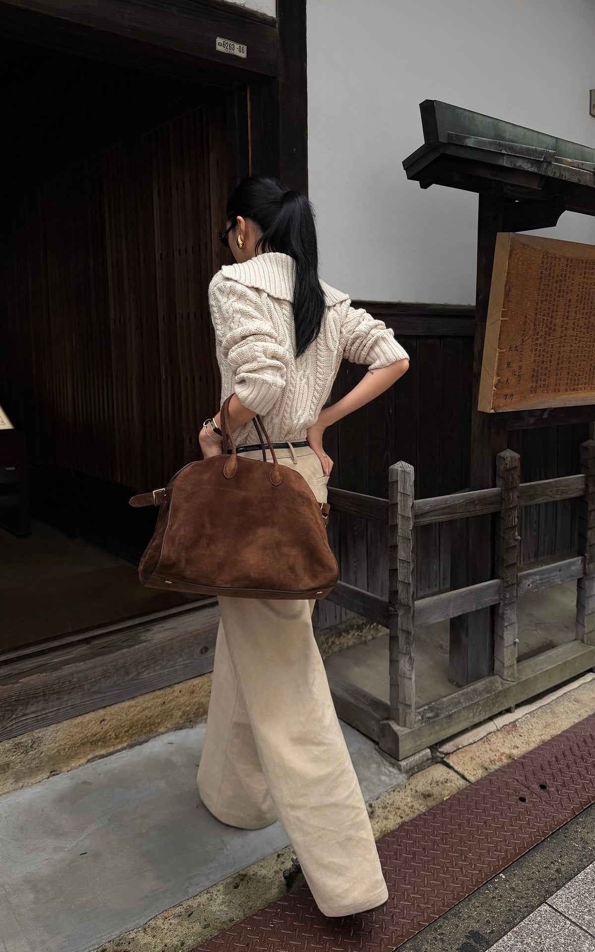 ROVENTE Low-Rise Suede-Look Wide-Leg Pants with Angled Front Pockets