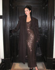 ROVENTE Robe longue à sequins avec écharpe drapée