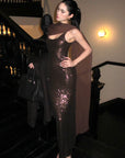 ROVENTE Robe longue à sequins avec écharpe drapée