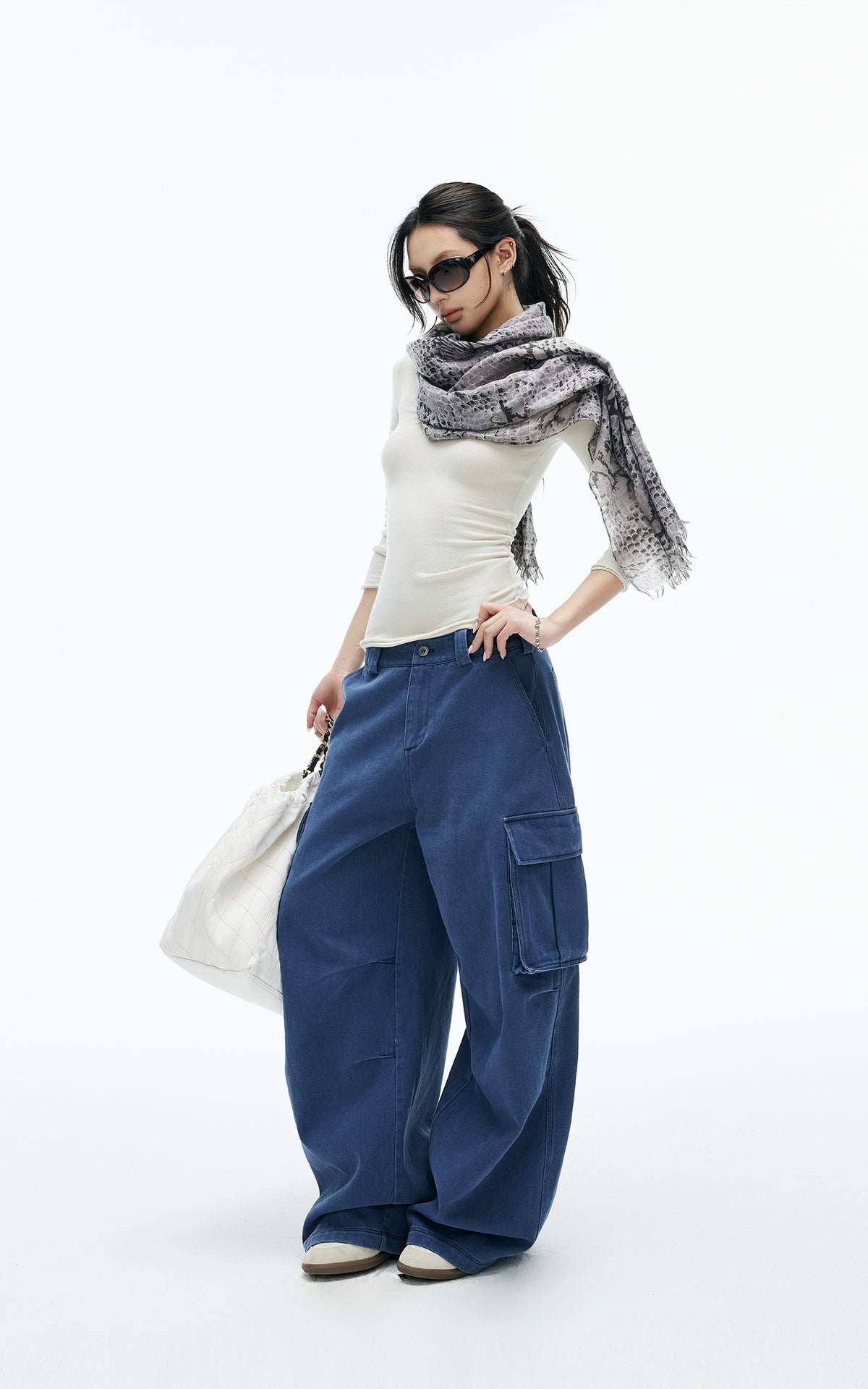 IAMXIAA Vintage Blue Oversized Cargo Jeans