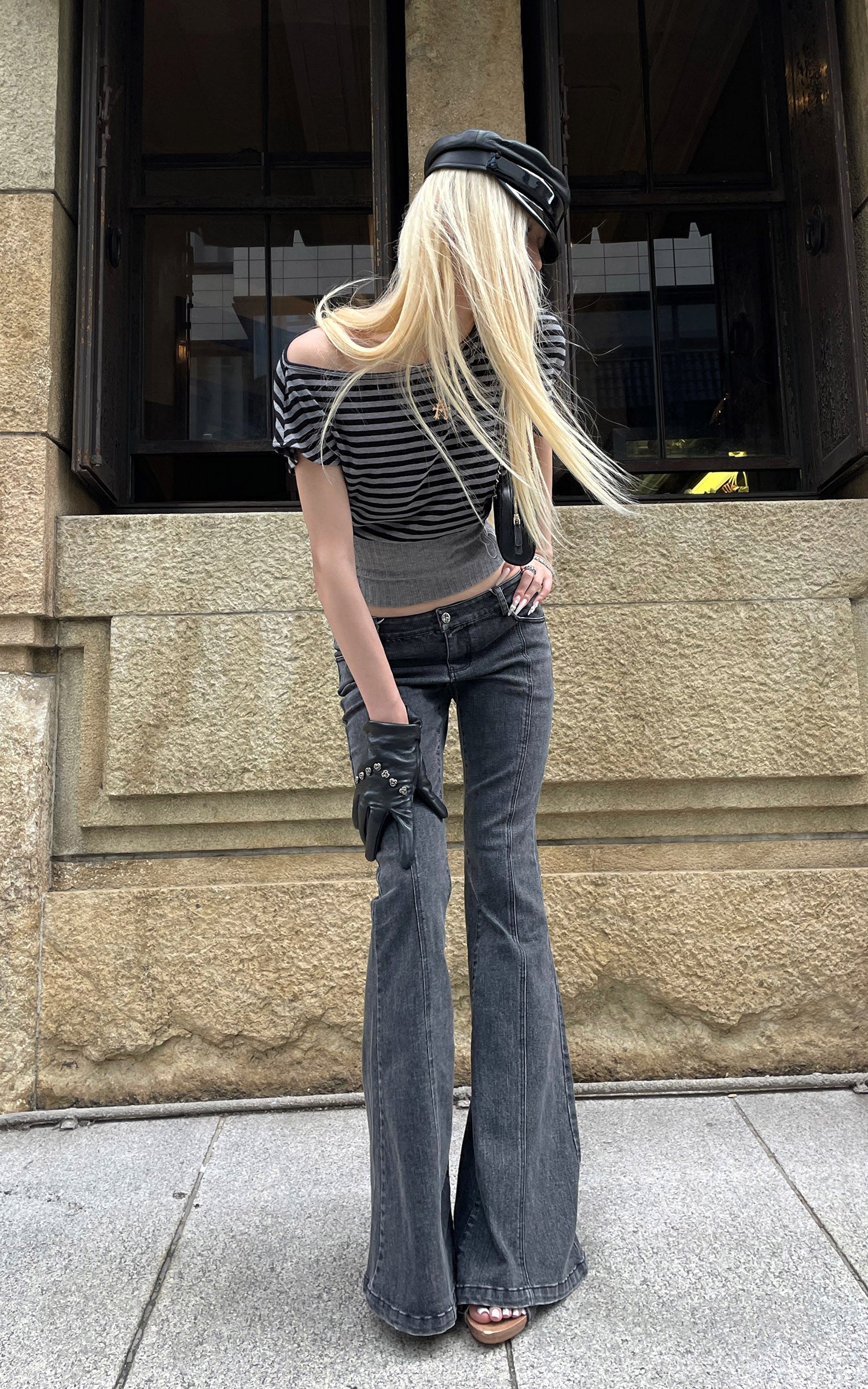 Rase le sol Dark Washed Flare Denim Pants with Slim Fit and Extended Bell Bottom Silhouette