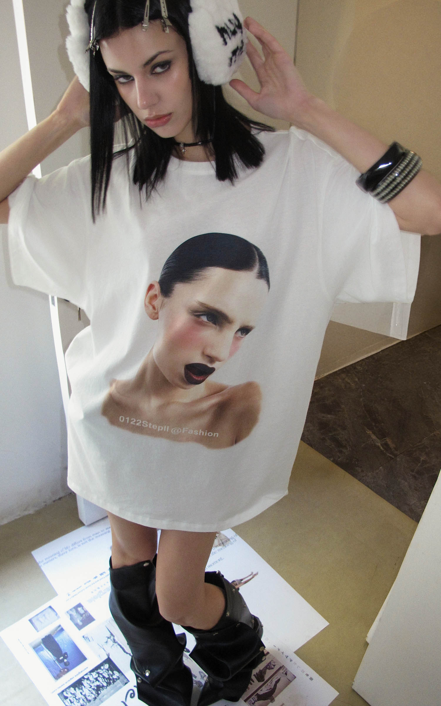 0122stepll グラフィックポートレートオーバーサイズTシャツ