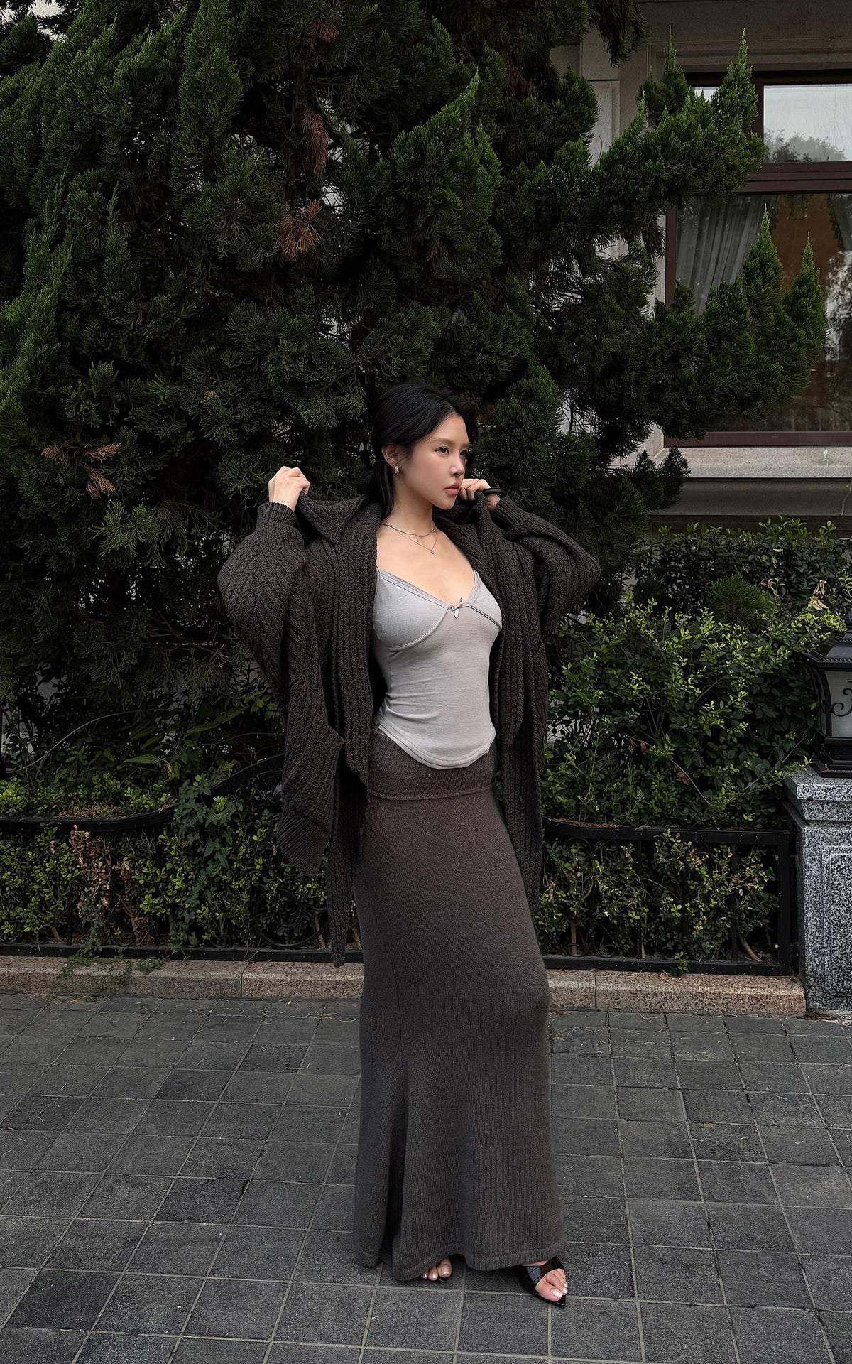 Hydrae Oversized Chunky Knit Cardigan &amp; Hooded Cape Set