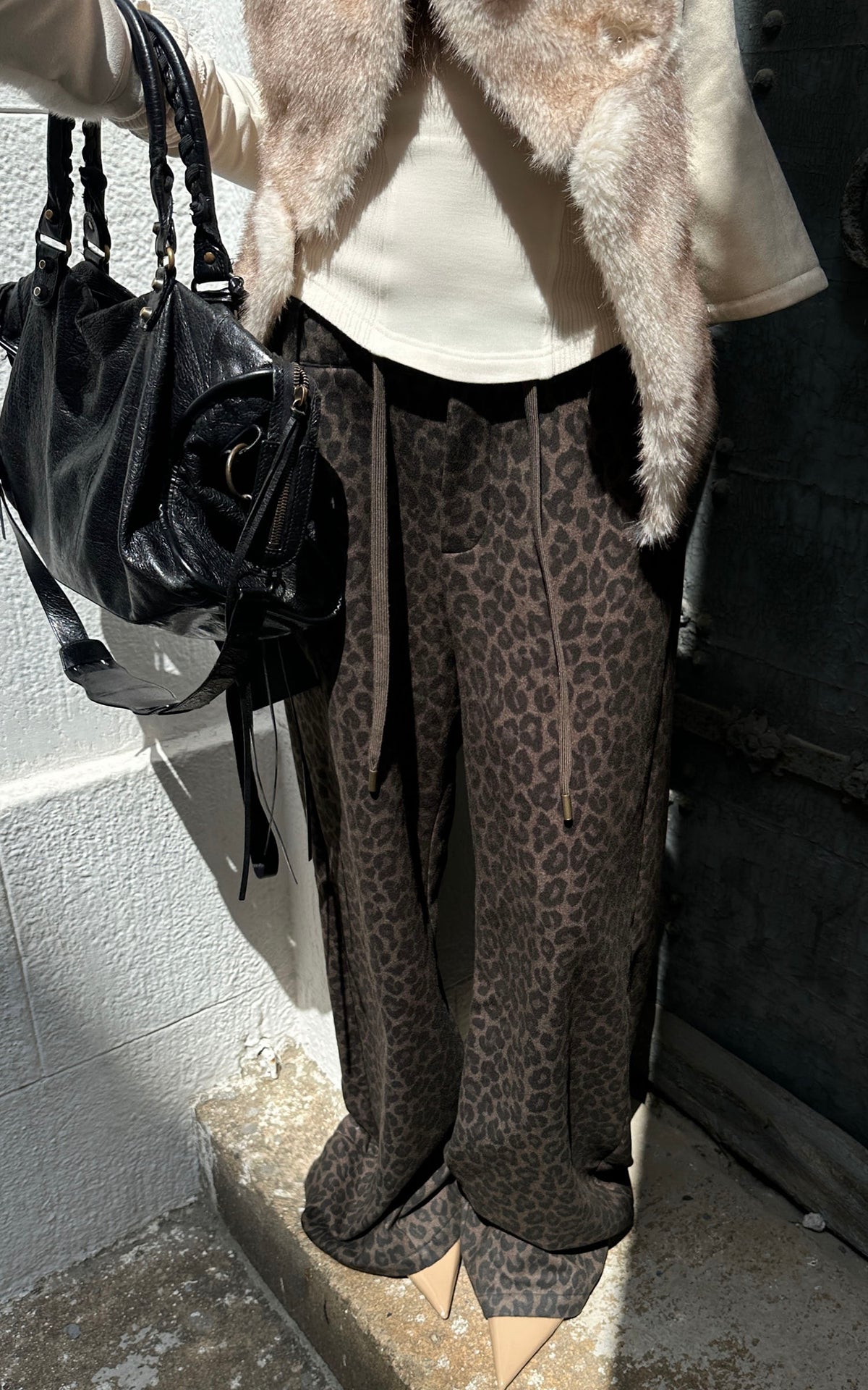 Rase le sol Leopard Print Drawstring Wide-Leg Pants