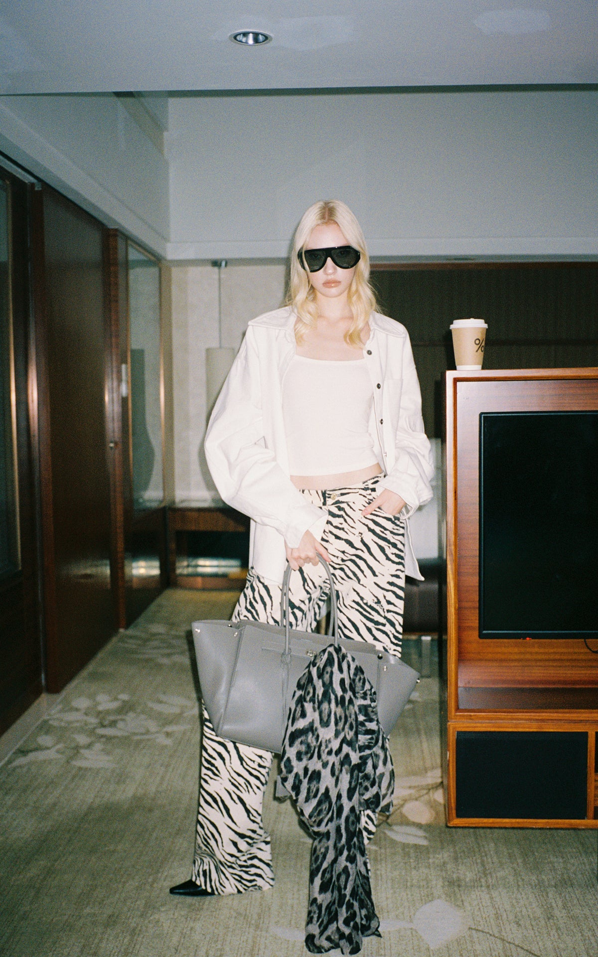 0122stepll Zebra Print Low-Rise Wide-Leg Denim Pants