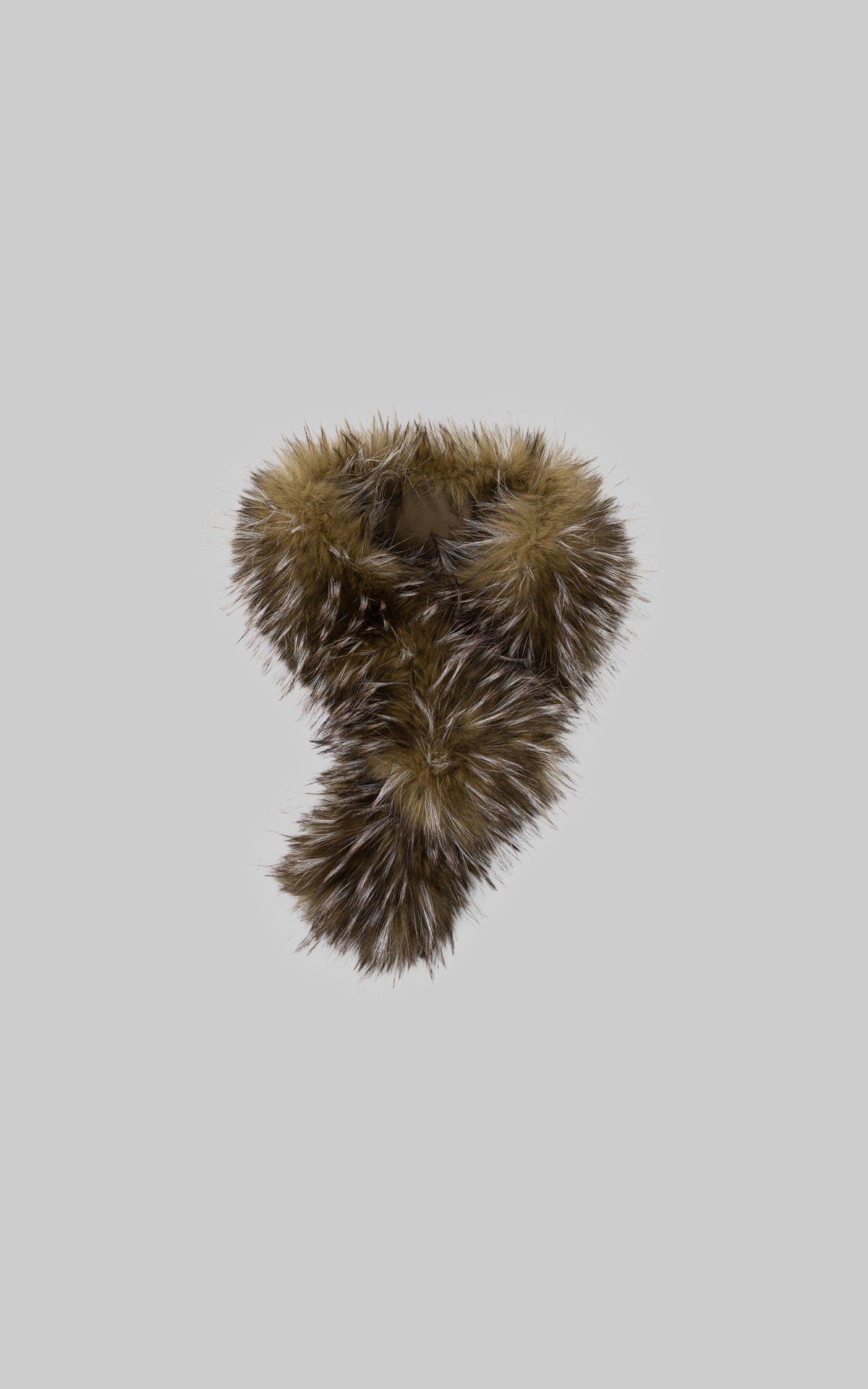 IAMXIAA Faux Fur Statement Scarf with Fluffy Texture
