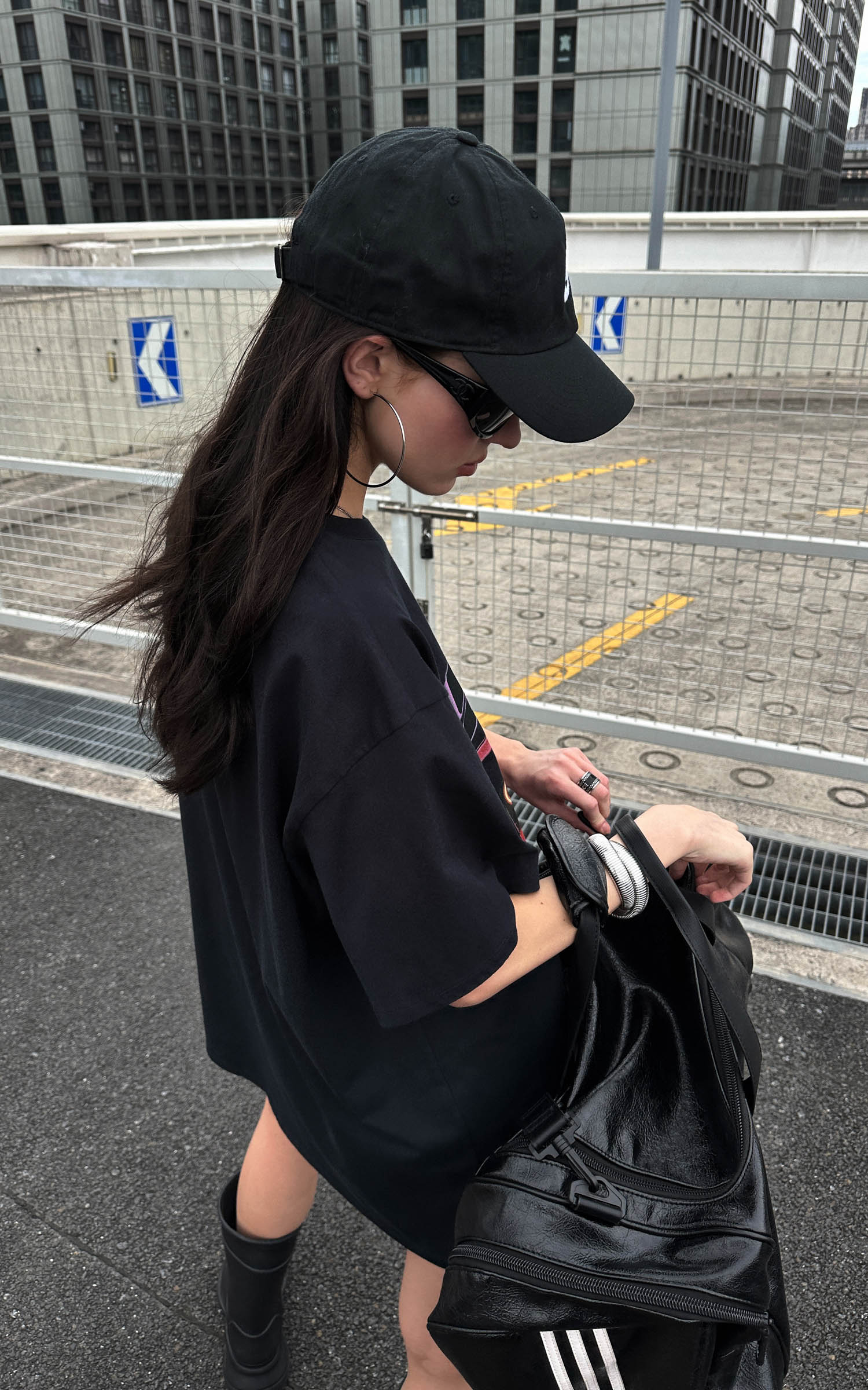 0122stepll スキ2000オーバーサイズグラフィックTシャツ