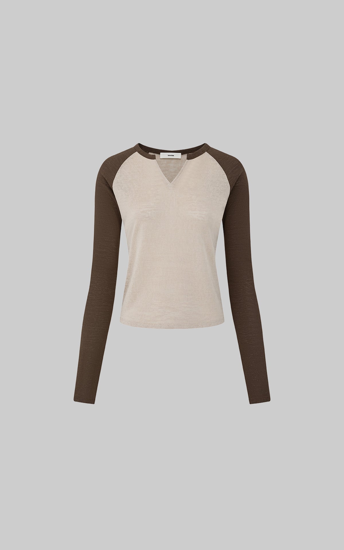 IAMXIAA Colorblock Raglan Sleeve Notch Neck Long Sleeve Top