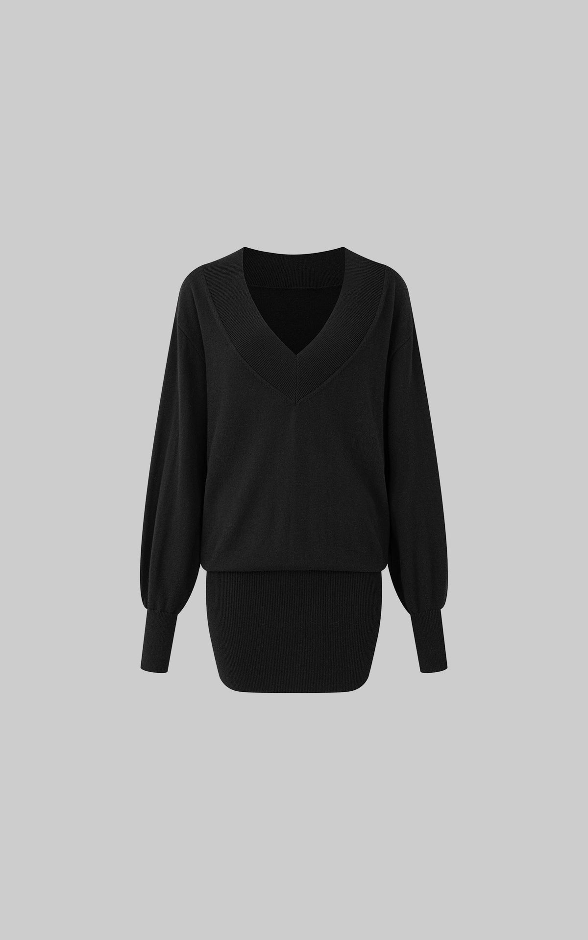 IAMXIAA Deep V Relaxed Longline Knit Sweater