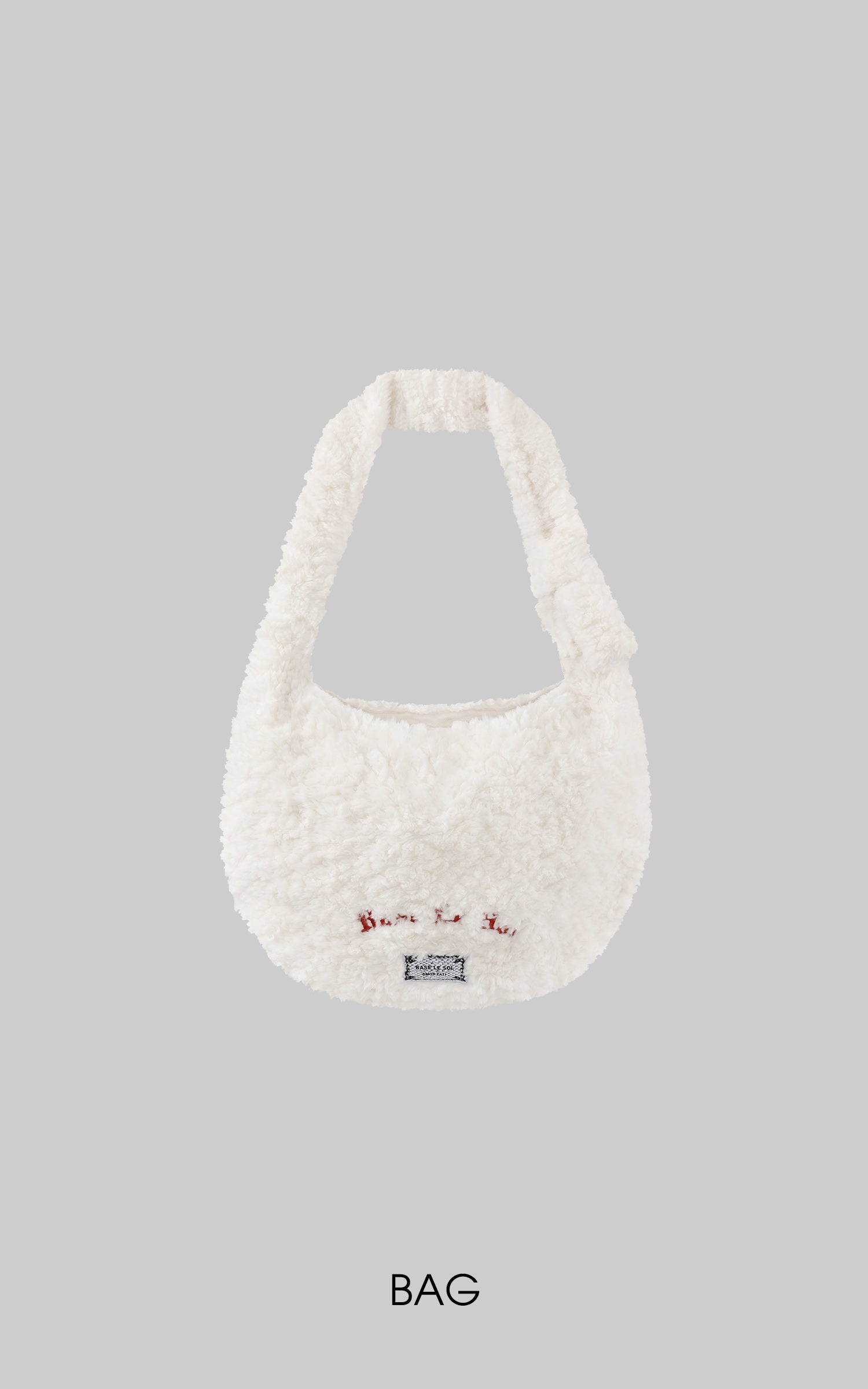 Ensemble 3 pièces : pull ajusté à torsades, short et caraco superposé orné de dentelle