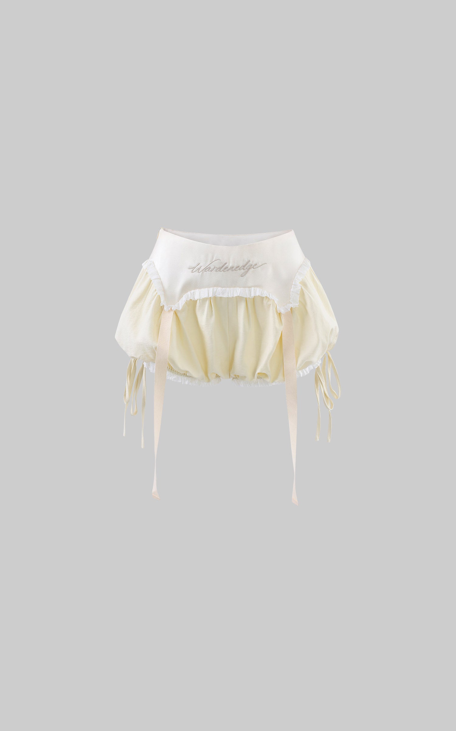 WARDEN EDGE Embroidered Balloon Mini Shorts