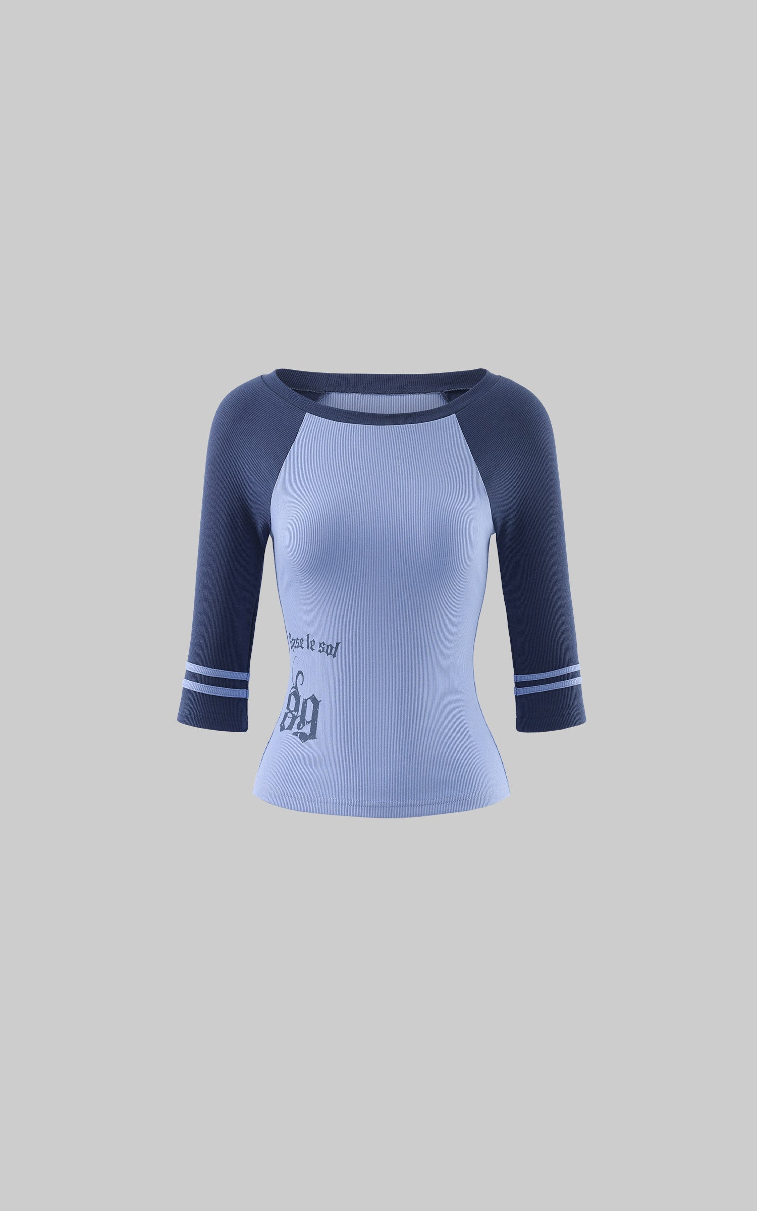 Rase le sol Gothic Graphic Contrast Raglan Slim Fit Top
