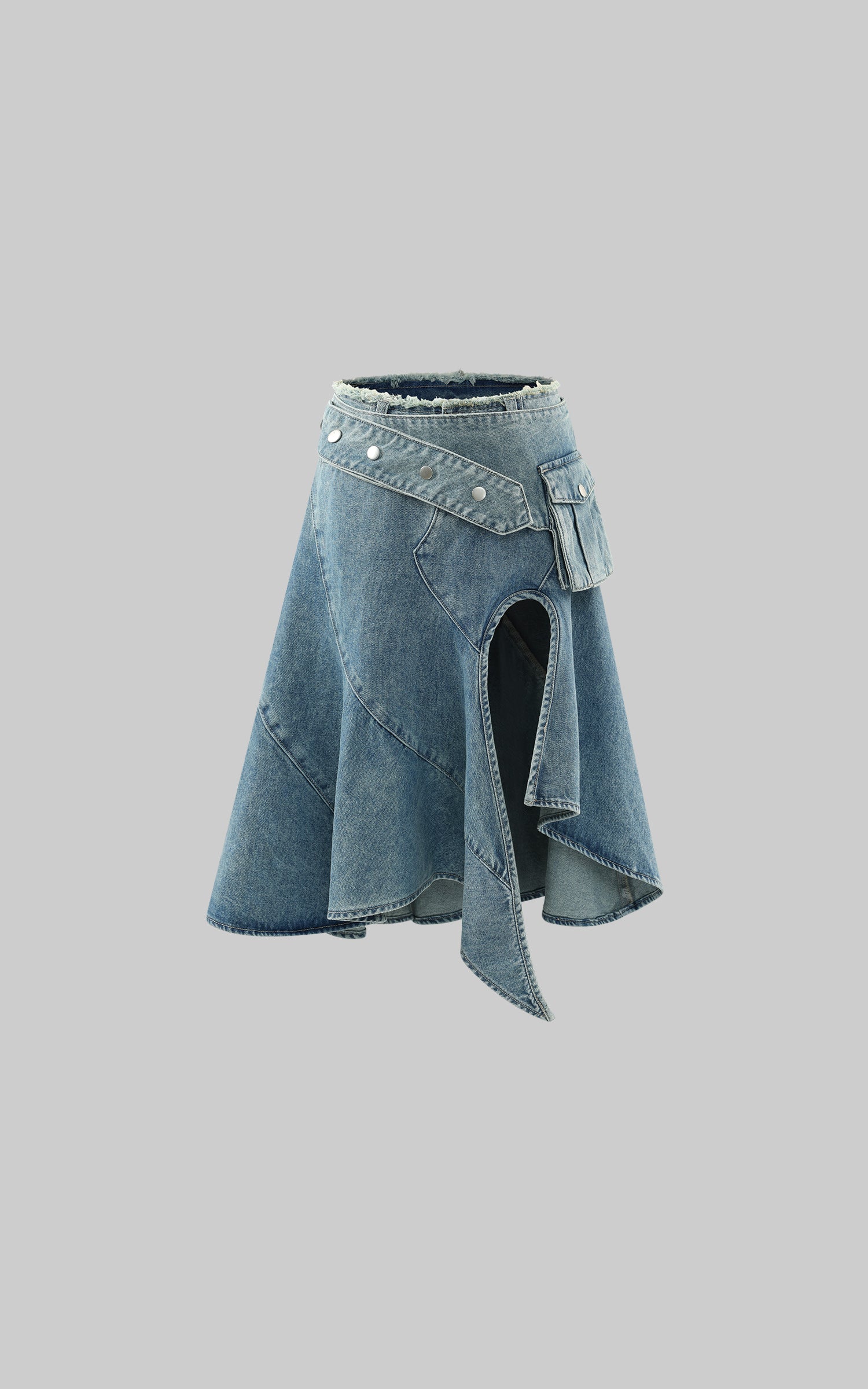 WARDEN EDGE Asymmetric Pocket Flare Denim Skirt with WARDEN EDGE Asymmetric Pocket Flare Denim Skirt with