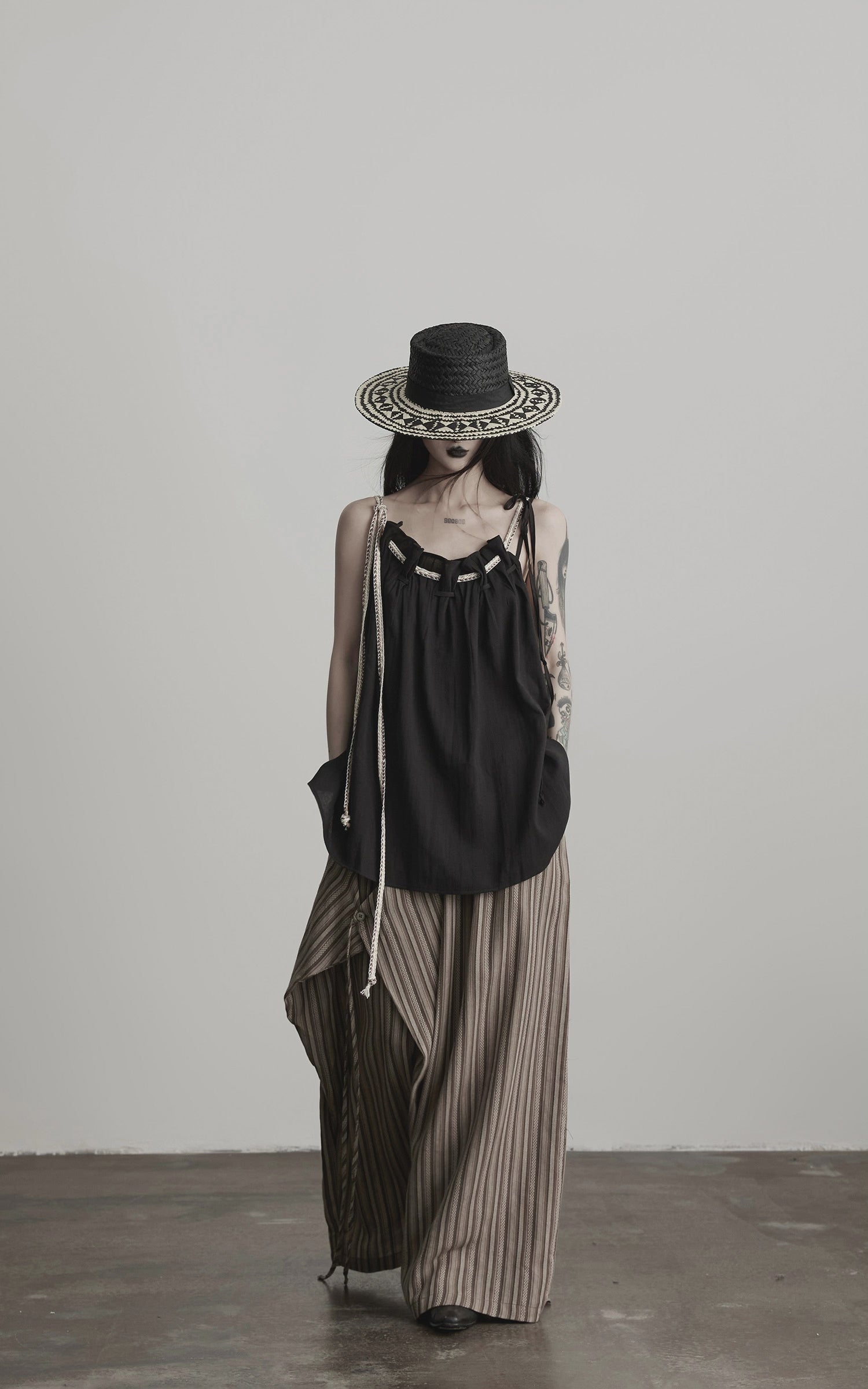 DOINDULGE Braided Rope Drawstring Strap Top