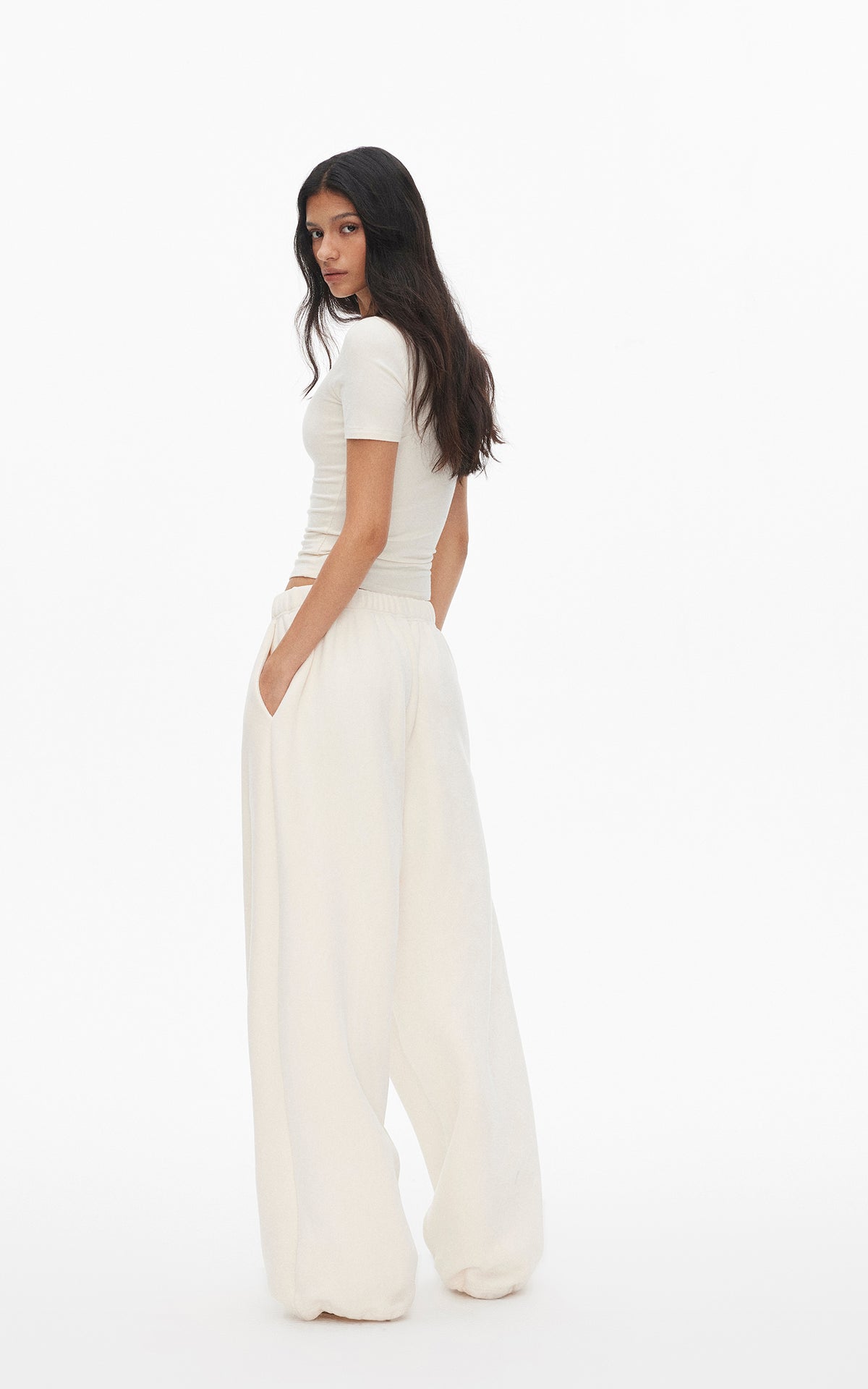 0122stepll Ensemble trois pièces : veste zippée en polaire, t-shirt ajusté et pantalon large