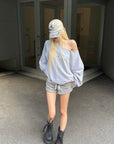 Rase le sol Fortune Arrives Raw Edge Off-Shoulder Oversized Long Sleeve Sweatshirt