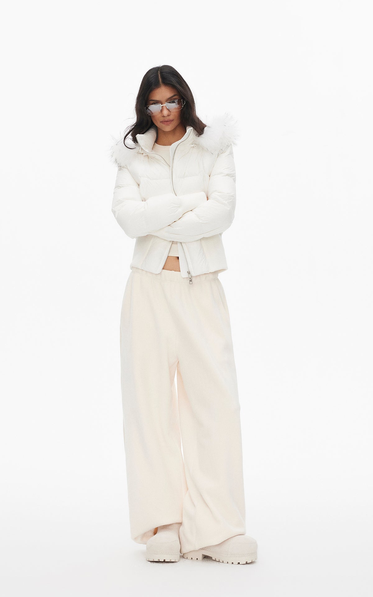 0122stepll Ensemble trois pièces : veste zippée en polaire, t-shirt ajusté et pantalon large