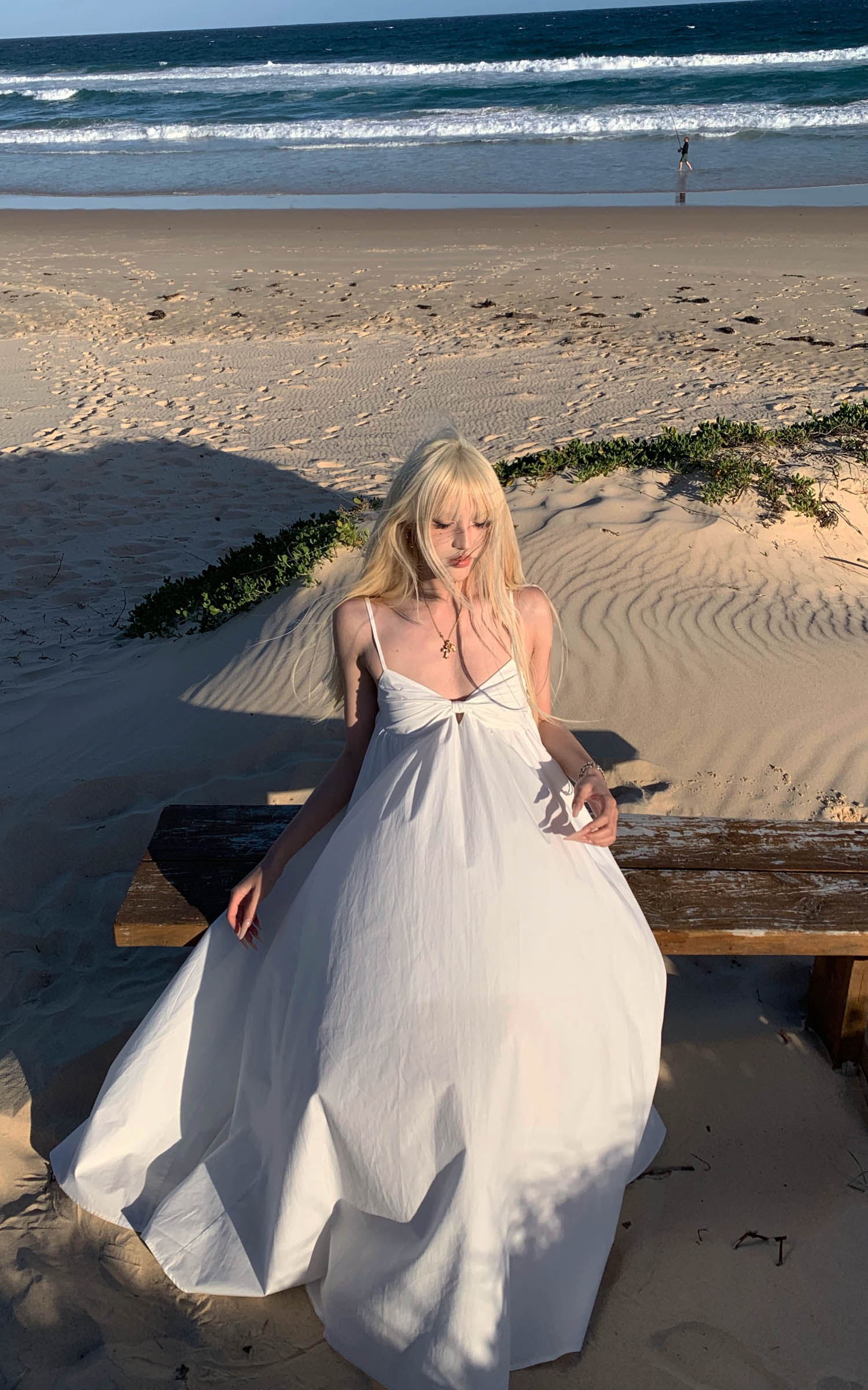 Rase Le Sol  Robe longue maxi à nœud volumineux et froncée