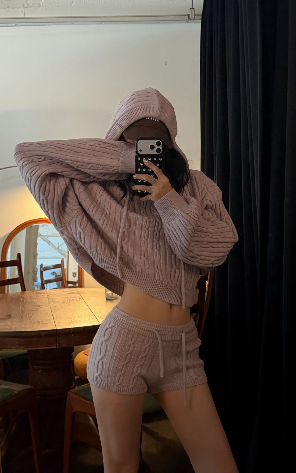WARDEN EDGE Dusty Pink Cable Knit Hooded Sweater and Shorts Set