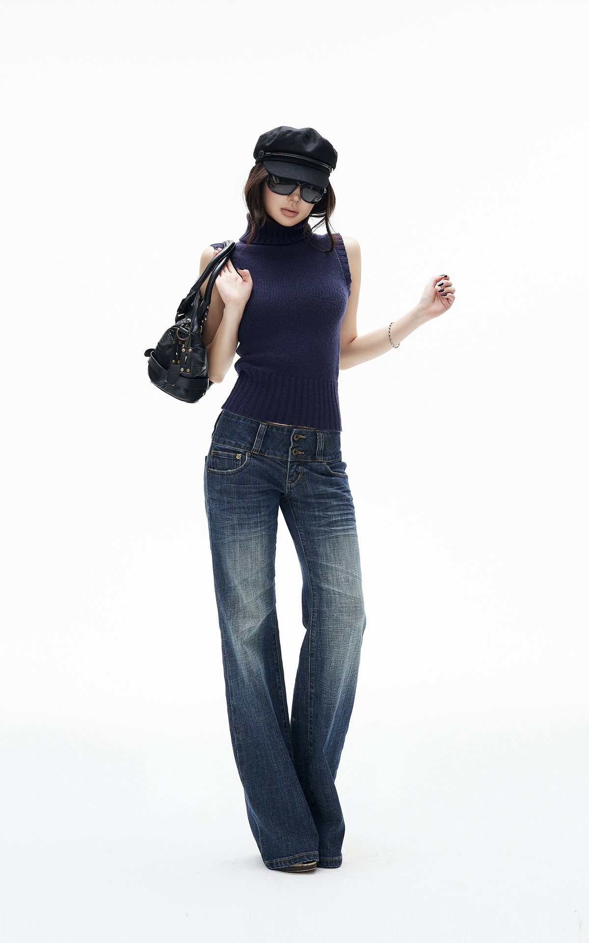 IAMXIAA Retro Slim-Fit Turtleneck Sleeveless Wool Knit Top with Ribbed Hem
